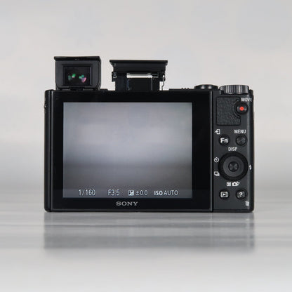 Sony Cyber-shot DSC-HX90V 18.2MP Digital Camera – Original Packaging – Excellent