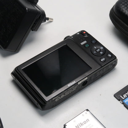 Canon IXUS 105 / SD1300 IS + Nikon Coolpix S3600 + Canon IXUS 115 + Canon IXY 110F – Camera Bundle