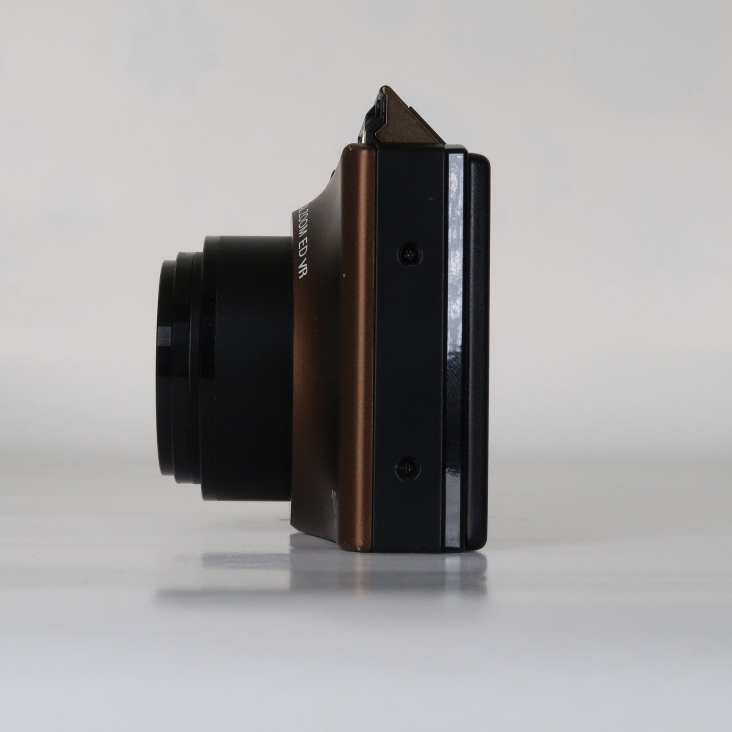 Nikon Coolpix S8000 14MP Digital Camera – Brown – 10x Zoom + Charger + Case