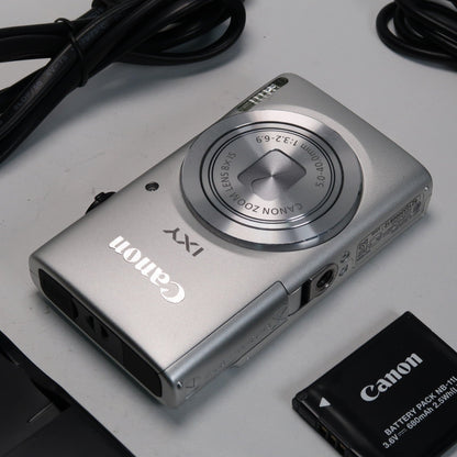 Canon IXUS 105 / SD1300 IS + Nikon Coolpix S3600 + Canon IXUS 115 + Canon IXY 110F – Camera Bundle