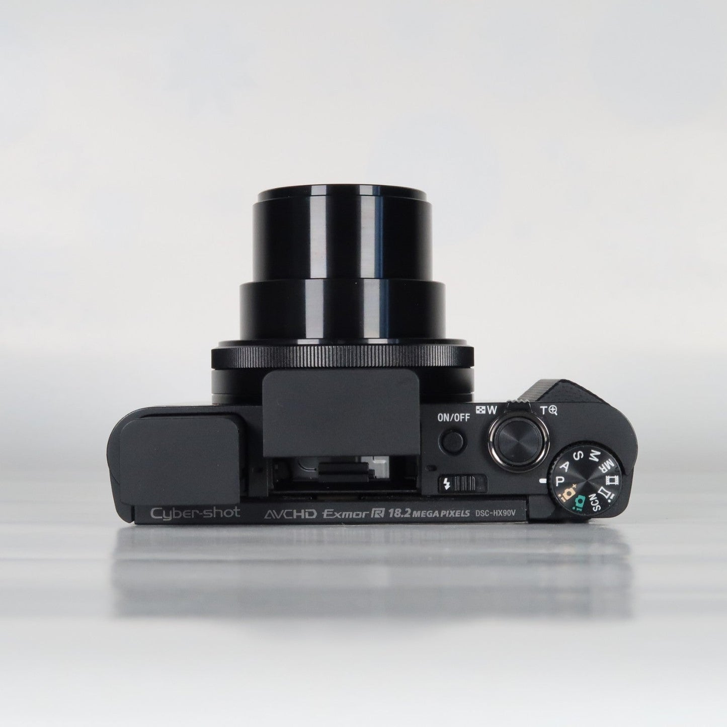 Sony Cyber-shot DSC-HX90V 18.2MP Digital Camera – Original Packaging – Excellent