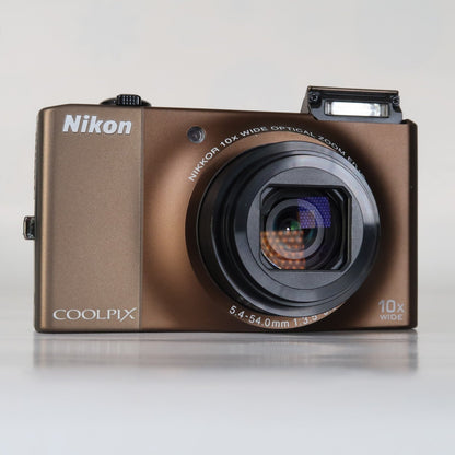 Nikon Coolpix S8000 14MP Digital Camera – Brown – 10x Zoom + Charger + Case