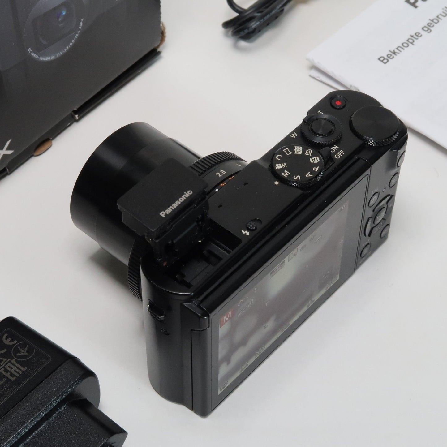 Panasonic Lumix DMC-LX15 Digital Camera – Black – Original Packaging + 32GB SD Card