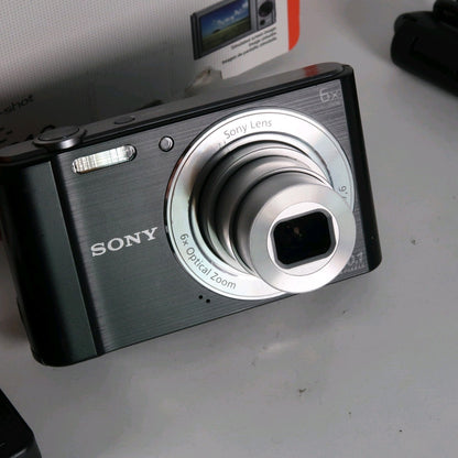 Bundle Digital Camera – Canon IXUS 185 + Sony Cyber-shot DSC-W810