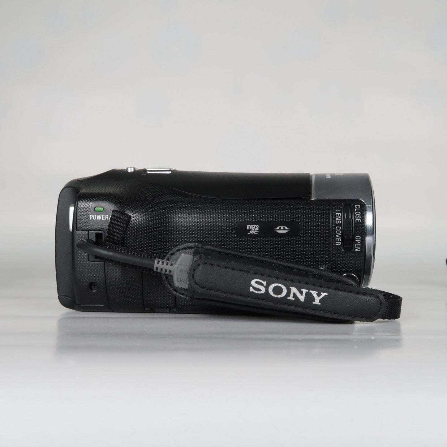 Sony HDR-CX240E Digital Video Camcorder – Excellent Condition