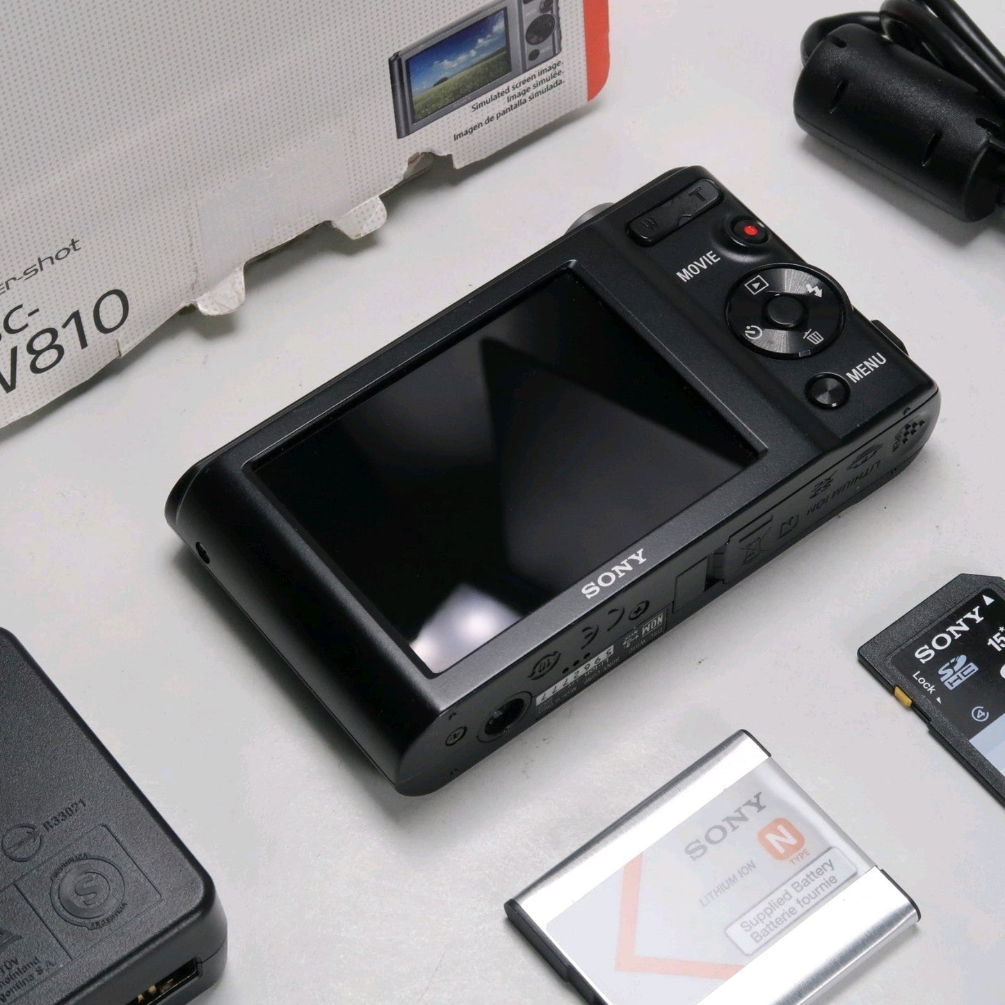 Bundle Digital Camera – Canon IXUS 185 + Sony Cyber-shot DSC-W810