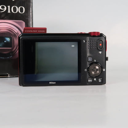 Nikon Coolpix S9100 12.1MP 18x Digital Camera Red, Case, SD Card – Very Good