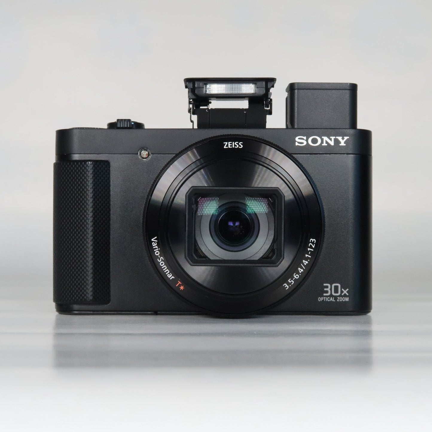 Sony Cyber-shot DSC-HX90V 18.2MP Digital Camera – Original Packaging – Excellent