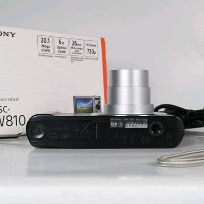 Bundle Digital Camera – Canon IXUS 185 + Sony Cyber-shot DSC-W810