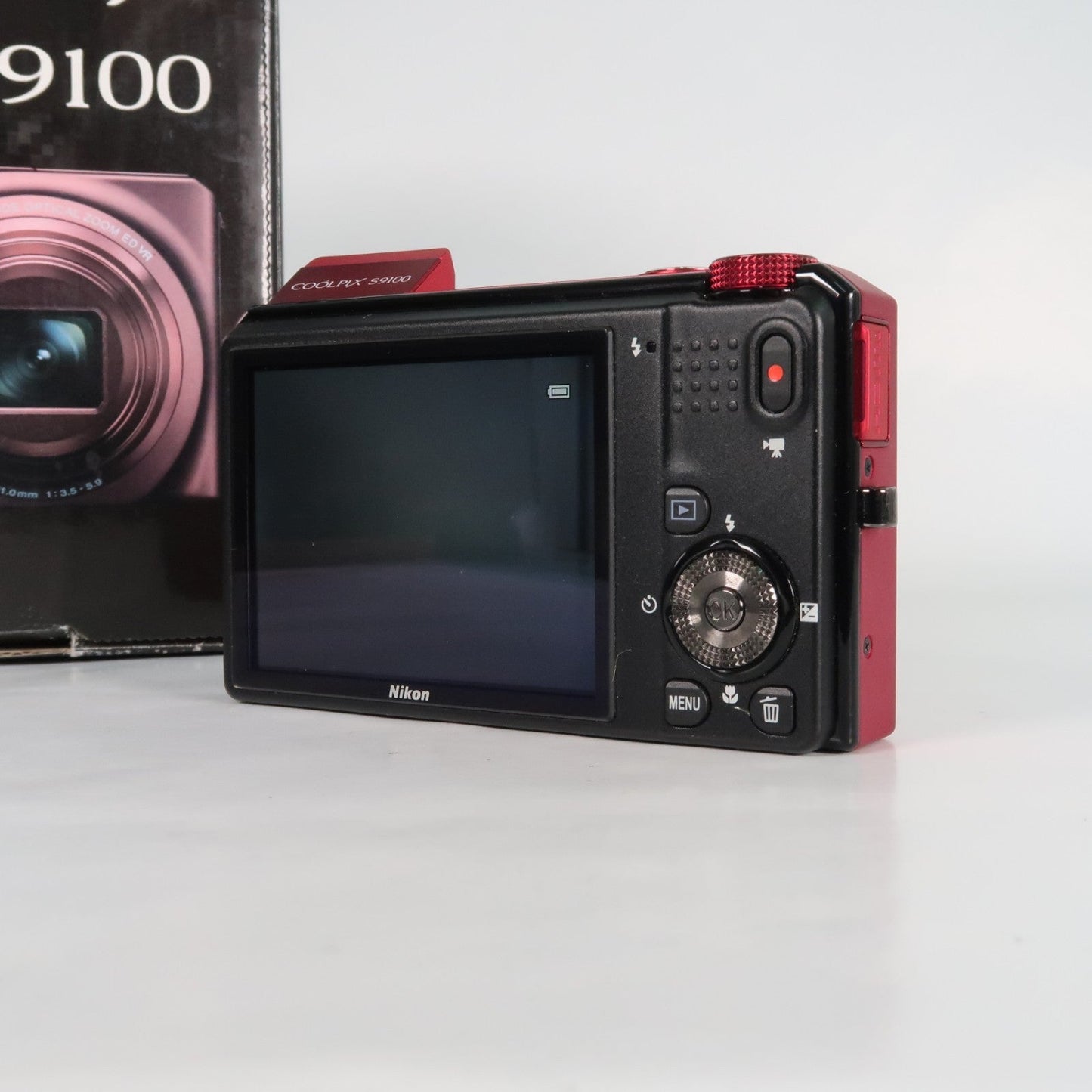 Nikon Coolpix S9100 12.1MP 18x Digital Camera Red, Case, SD Card – Very Good