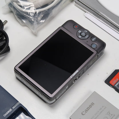 Canon IXUS 105 / SD1300 IS + Nikon Coolpix S3600 + Canon IXUS 115 + Canon IXY 110F – Camera Bundle