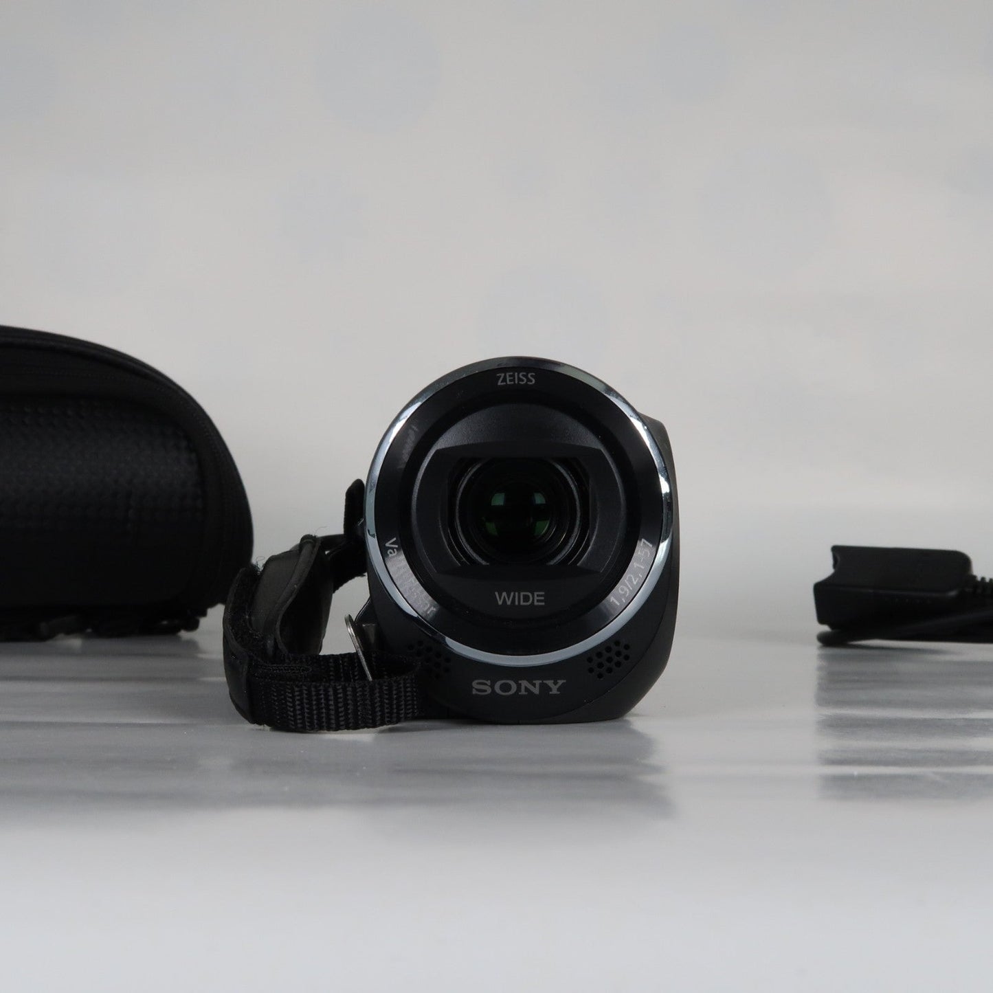 Sony HDR-CX240E Digital Video Camcorder – Excellent Condition