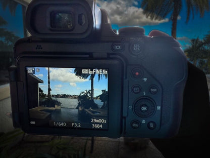 Nikon COOLPIX P1000 16MP 125x Optical Zoom 24-3000mm f/2.8 Digital Camera