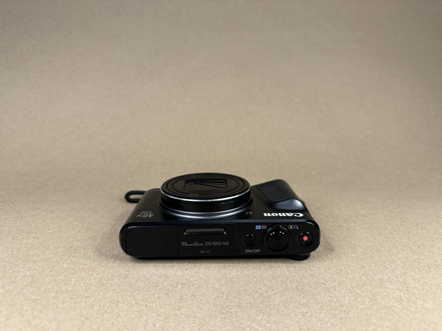 Canon PowerShot SX720 HS 20.3MP Digital Camera - Black (Body Only) with Cracked Screen