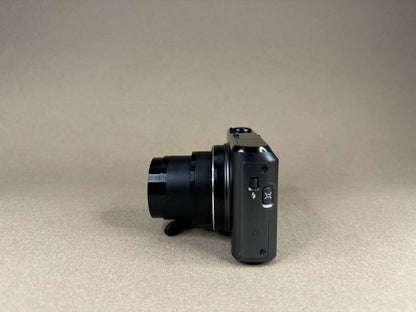 Canon PowerShot SX720 HS 20.3MP Digital Camera - Black (Body Only) with Cracked Screen