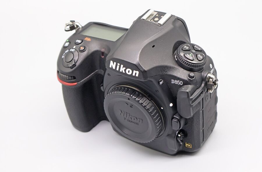 Nikon D850 45.7MP Digital SLR Camera Body